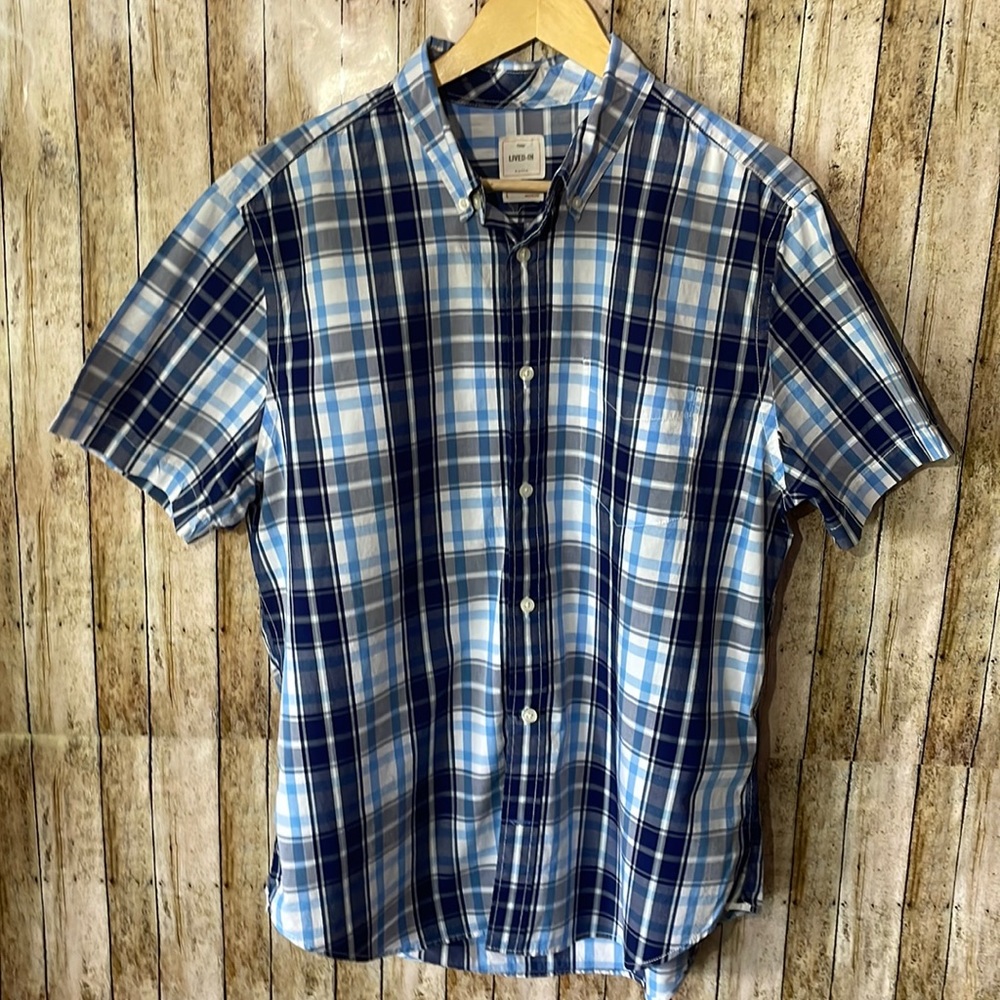 Like new short  sleeve button down.
